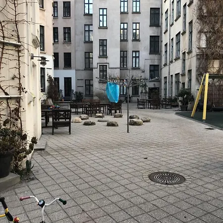 Penthouse 2 Bedroom In A Popular Charming City Location. アパート *